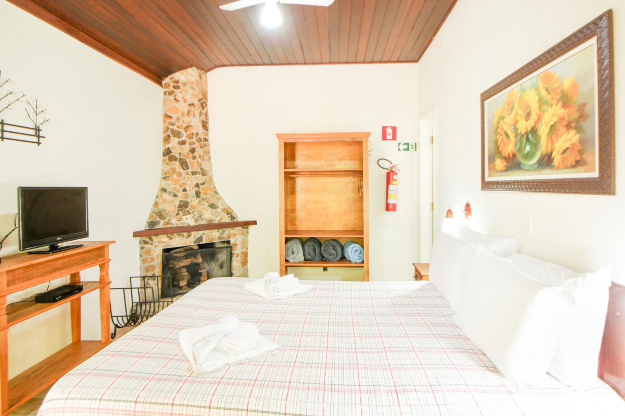 Pousada Highland Santo Antônio do Pinhal Habitación foto